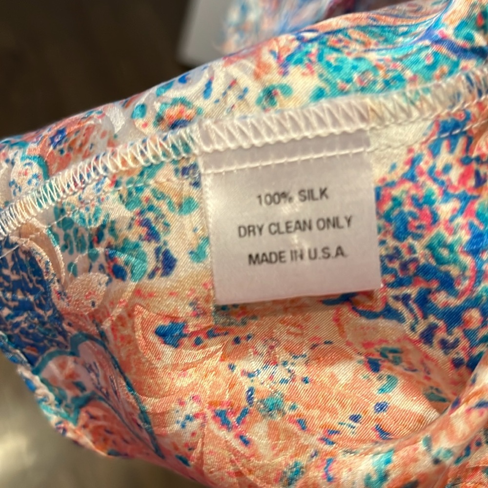 Alice & Trixie Sleeveless Blouse 100% Silk XXS - Picture 3 of 5